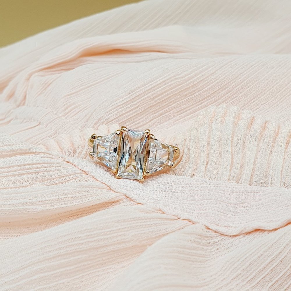 💍 Charm Crystal Clear White Gemstone Beautiful Wedding Rings  Women,INDN8270 - Picture 2 of 9